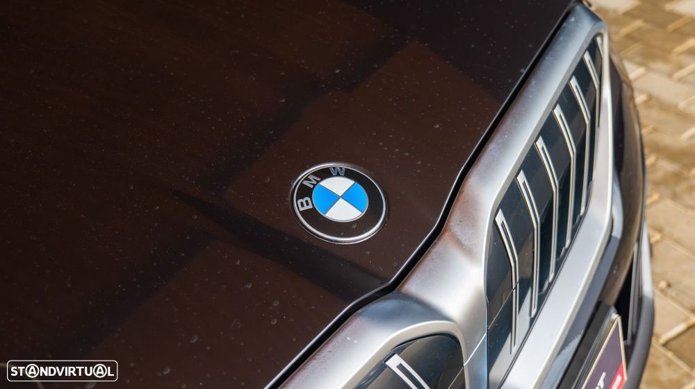 BMW 520 d Pack Desportivo M - 32