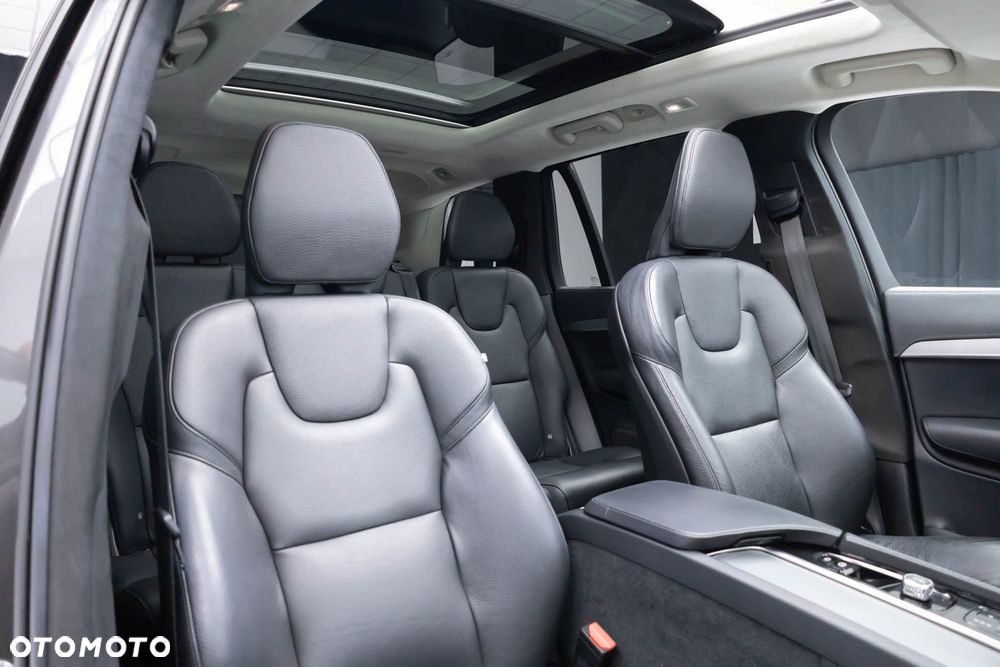 Volvo XC 90 B5 D AWD Ultimate Dark - 37