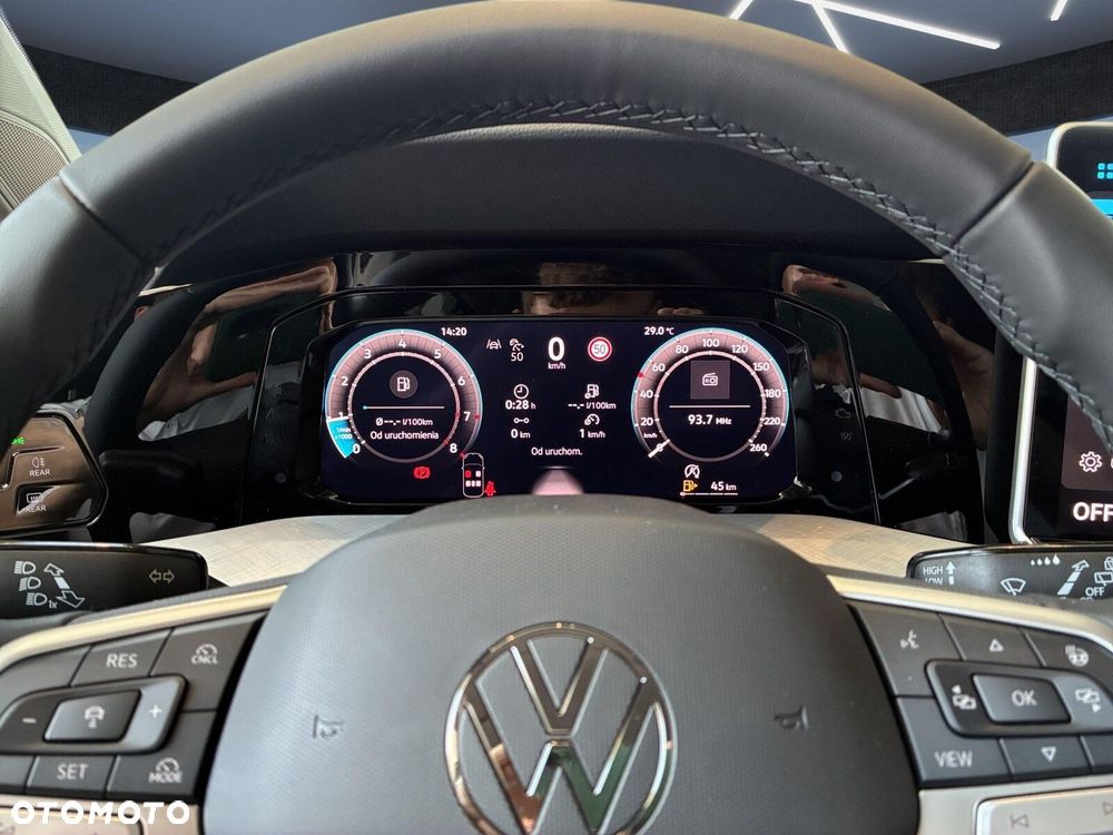 Volkswagen Golf Variant - 17