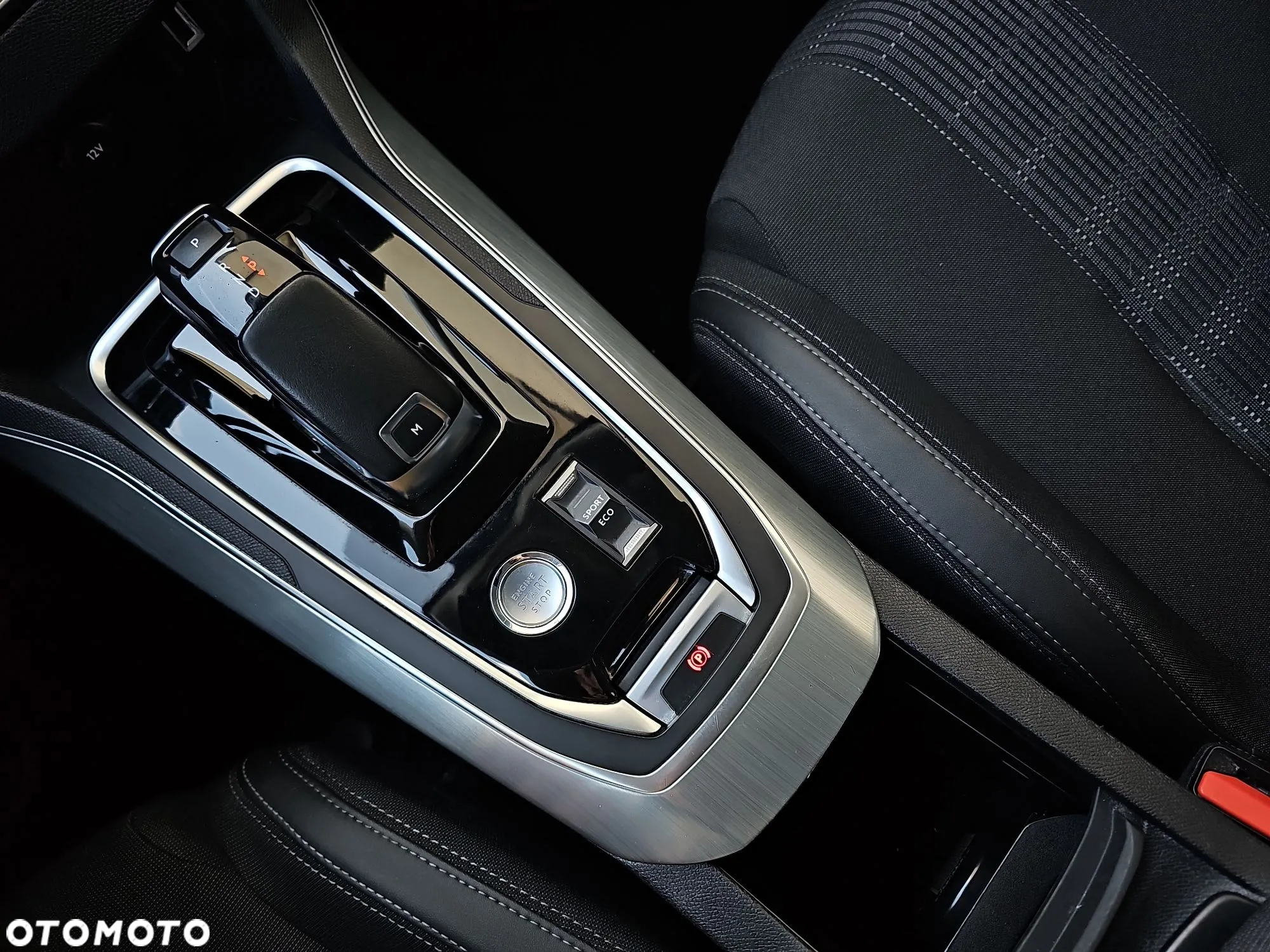 Peugeot 308 PureTech 130 GPF EAT8 Stop & Start Allure Pack - 17