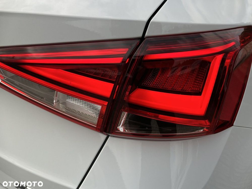 Seat Arona - 13