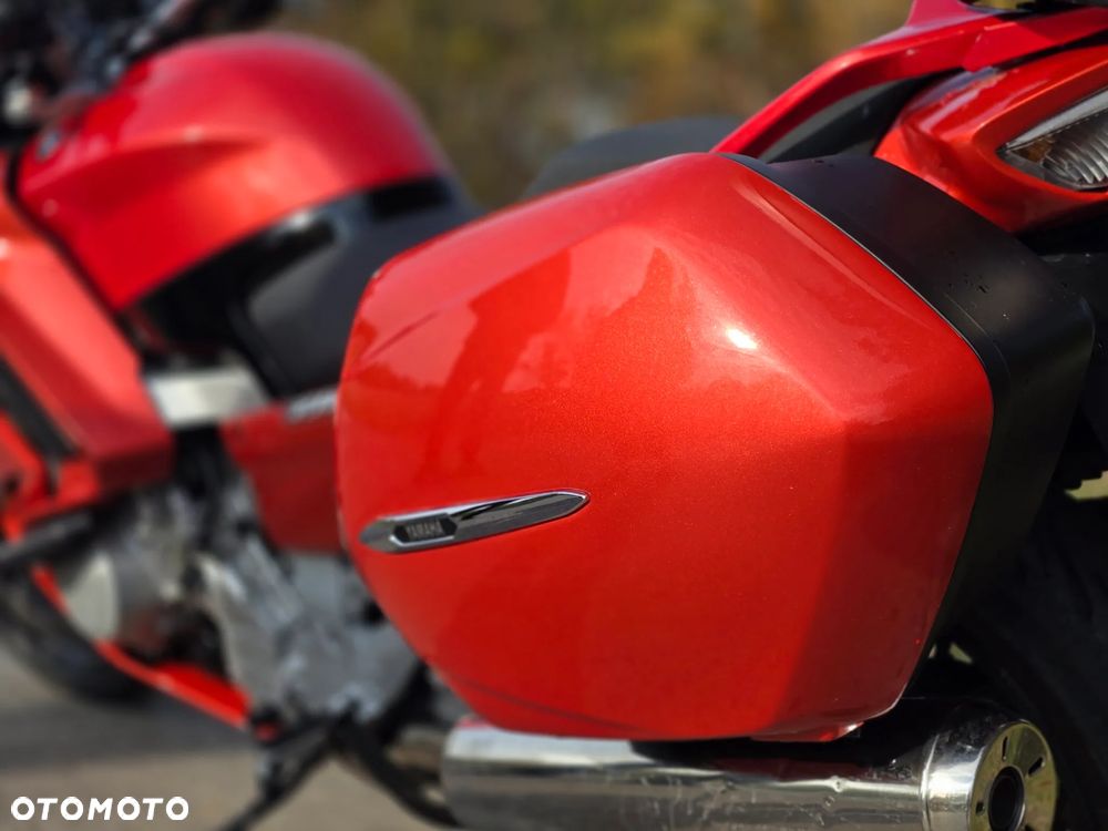 Yamaha FJR - 28