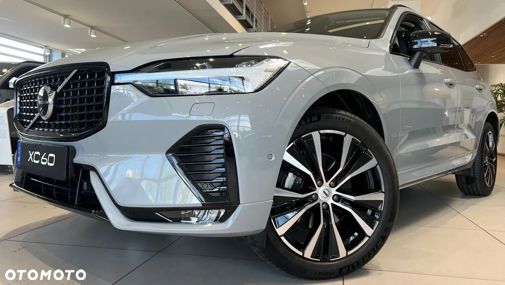 Volvo XC 60 B5 B AWD Plus Black Edition - 1