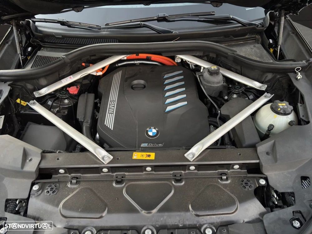 BMW X5 45 e xDrive Pack M - 21