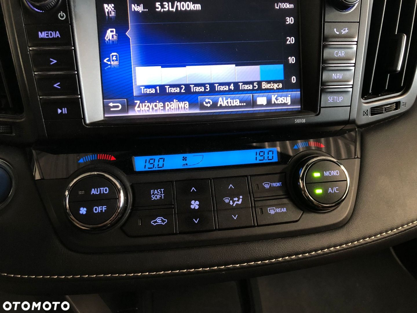 Toyota RAV4 - 21