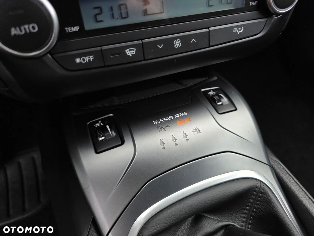 Toyota Avensis 2.0 D-4D PowerBoost Premium - 20