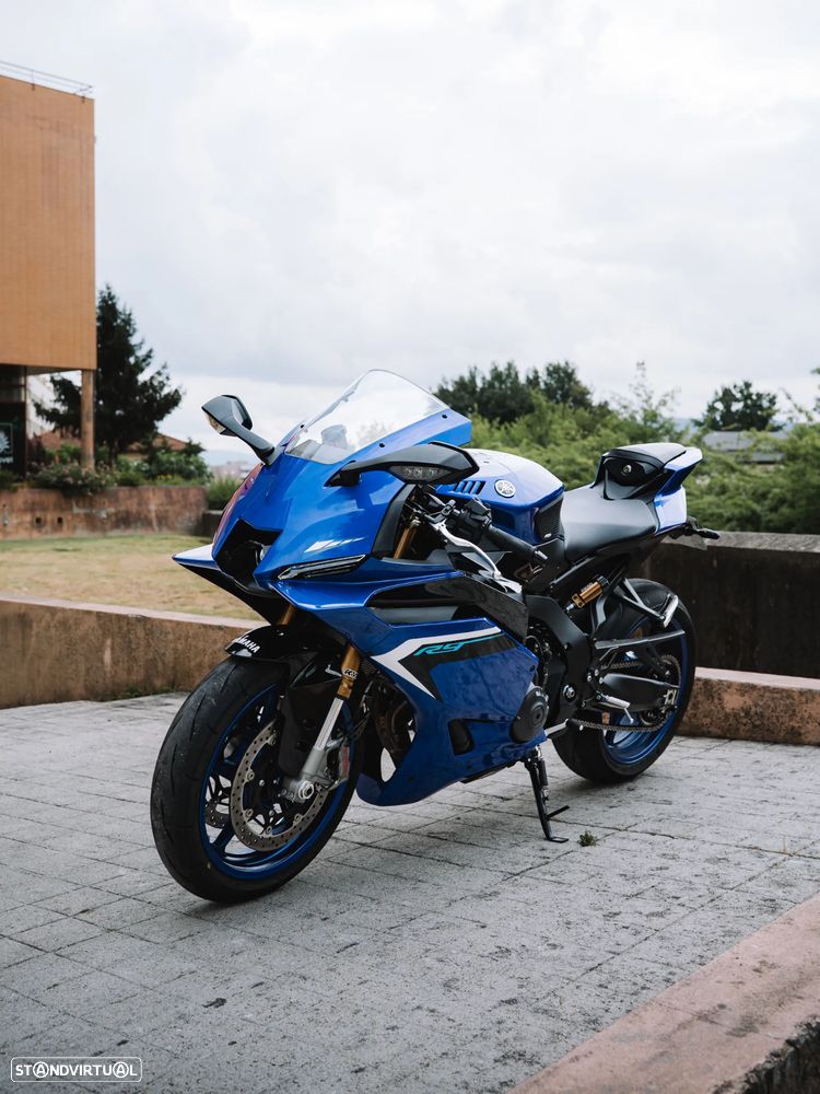 Yamaha YZF R9 - 6