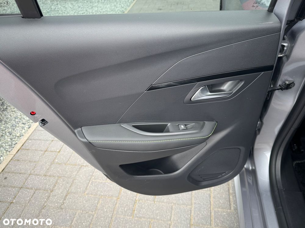 Peugeot 208 Elektromotor 136 GT+ - 32