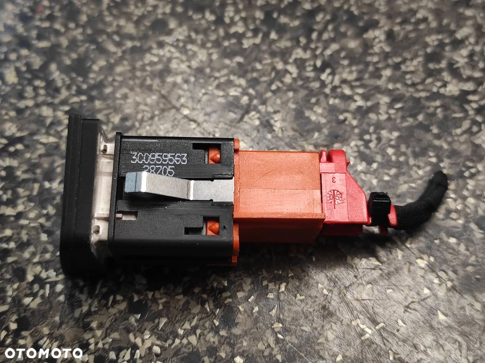 PRZEŁĄCZNIK PRZYCISK ROLETY VW PASSAT B6 CC 3C0955563 WYSYŁKA !!!!! - 2