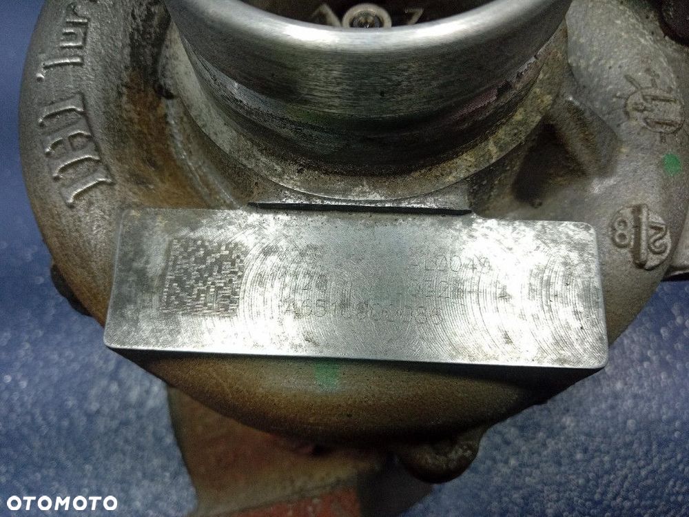 MERCEDES W204 LIFT 2.1 CDI 120KM TURBOSPRĘŻARKA A6510900086 651.913 - 11