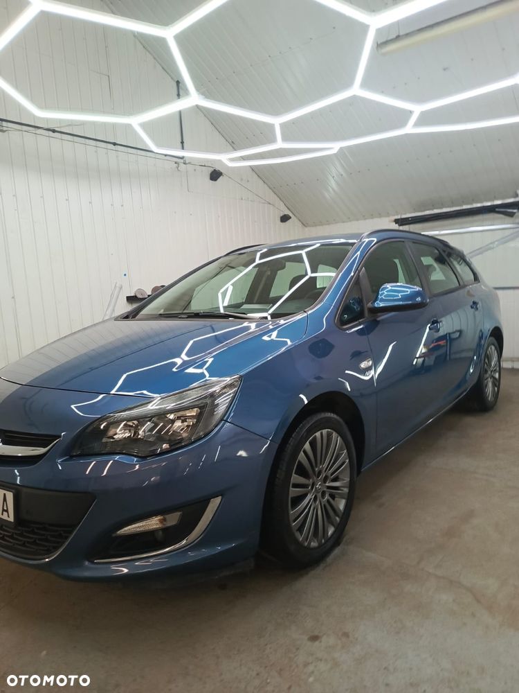 Opel Astra 1.4 T Cosmo - 3