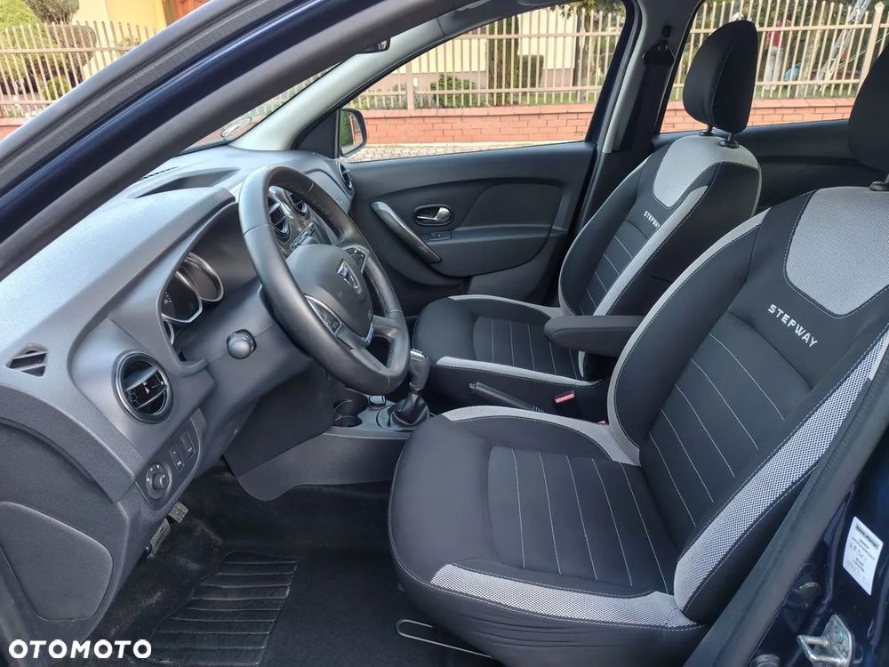 Dacia Sandero - 10