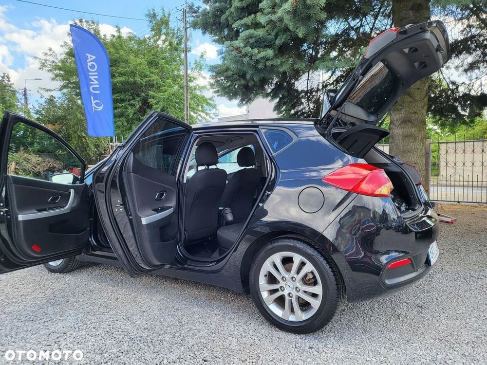 Kia Ceed - 26