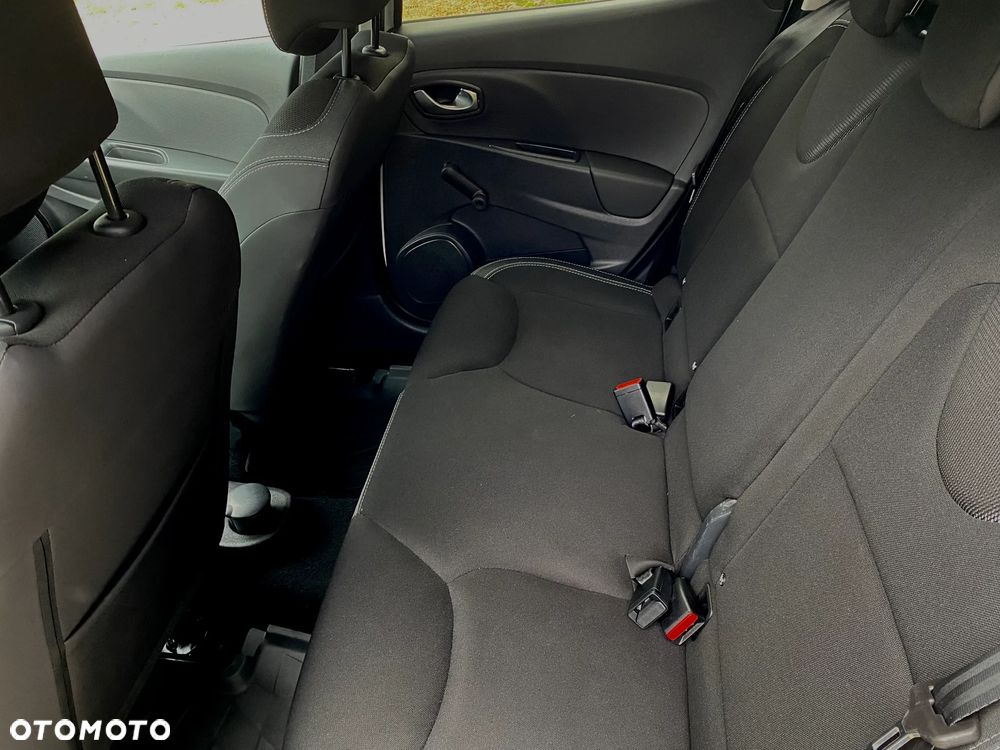 Renault Clio 1.2 16V Alize - 8