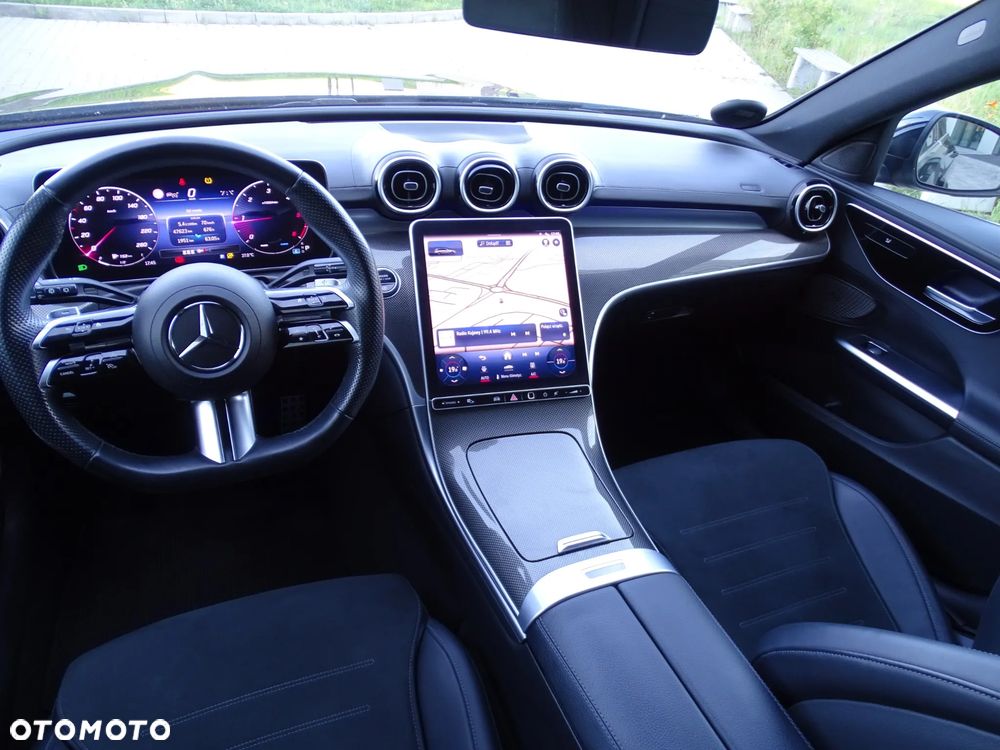 Mercedes-Benz Klasa C 220 d mHEV AMG - 12