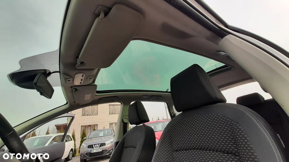 Nissan Qashqai+2 - 6