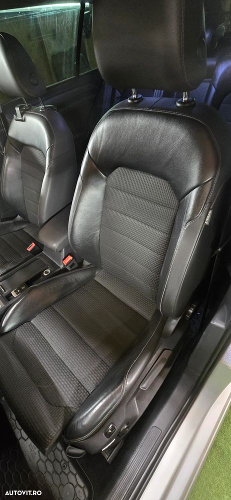 Volkswagen Golf 1.6 TDI DSG BMT Comfortline - 16