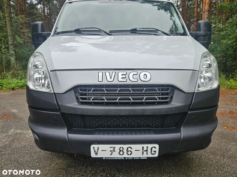 Iveco Daily BLIŹNIAKI Hak 3,5 tony - 16