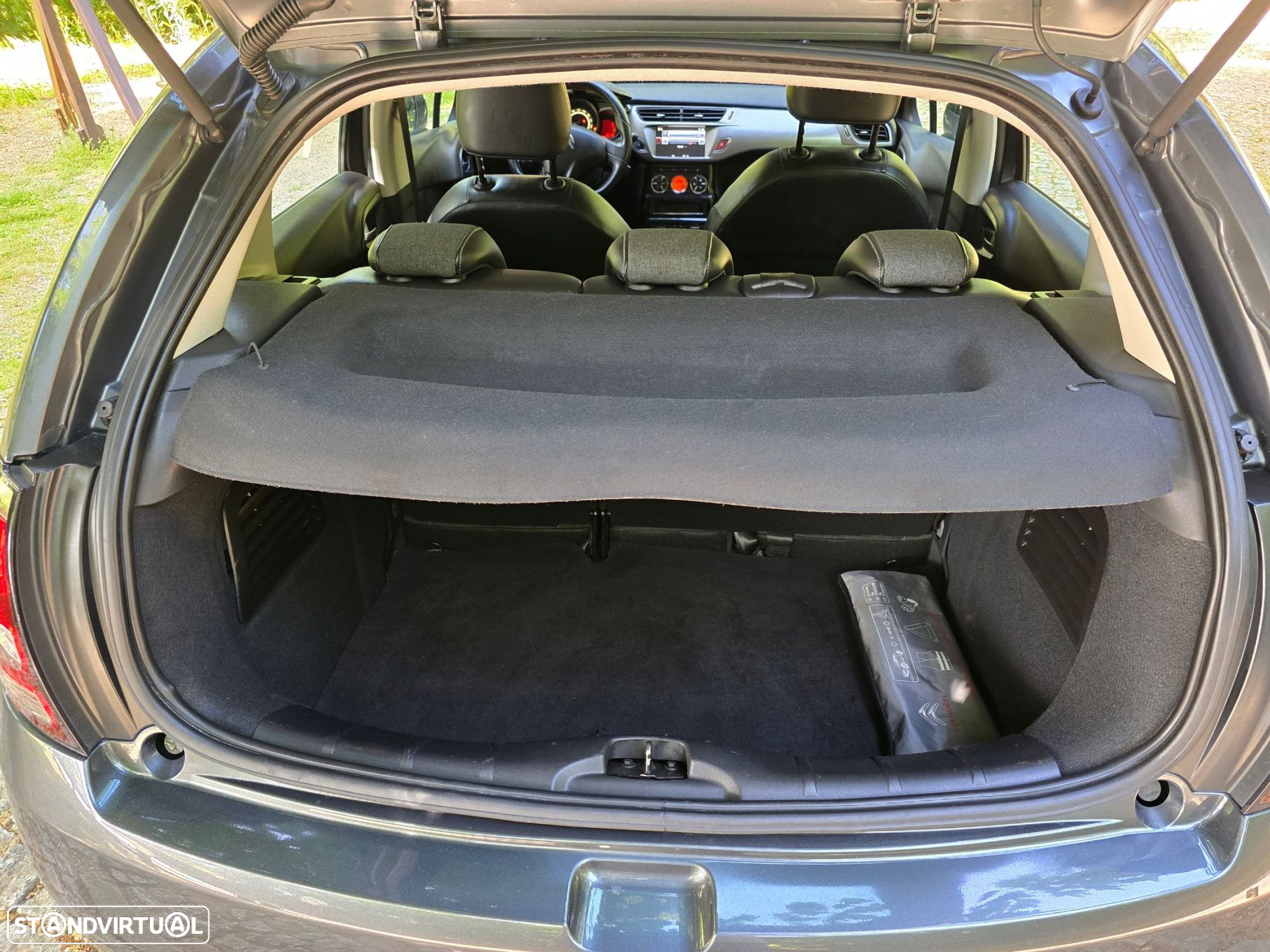Citroën C3 1.2 PureTech Collection - 27