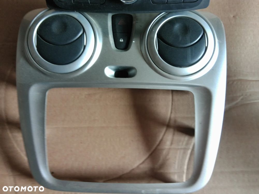 DACIA DOKKOER LODGY INNE CD RADIO + RAMKA ROWNIEZ INNE CZESCI PYTAC - 4