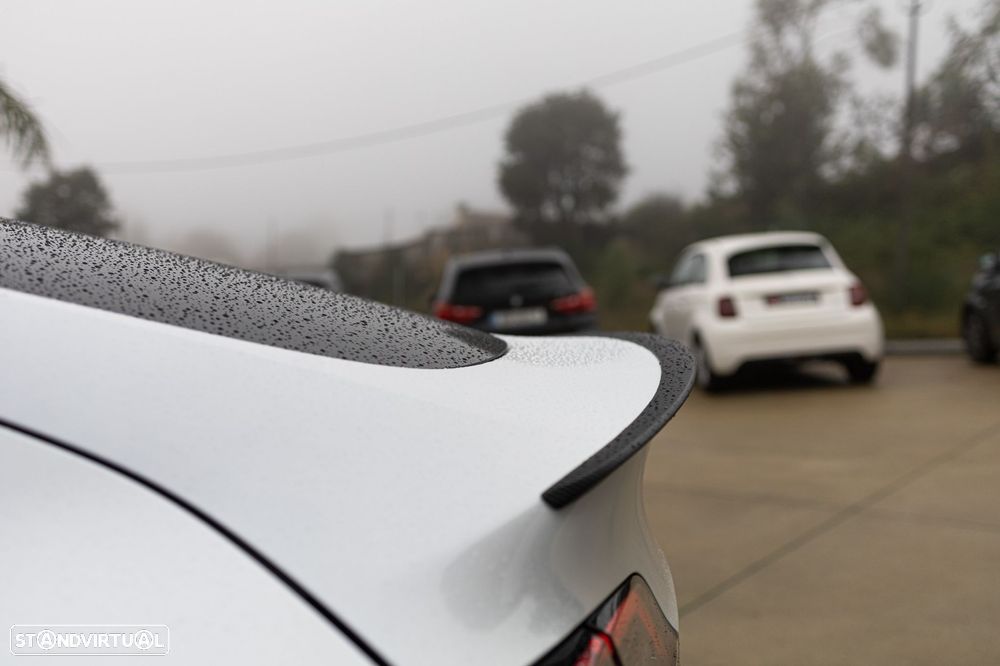 Tesla Model Y Standard RWD - 12