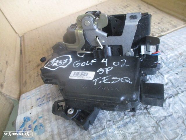 Fecho 3B4839015M VW GOLF 4 2002 TE ELETRICO SEAT SEAT LEON 1 (1M) 2006 1.9TDI 100CV 5P PRETO TE 6 PINOS - 1