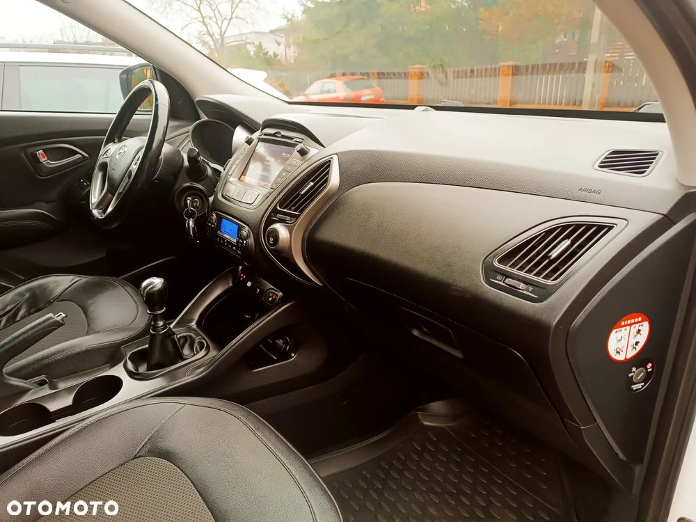 Hyundai ix35 2.0 2WD Trend - 19