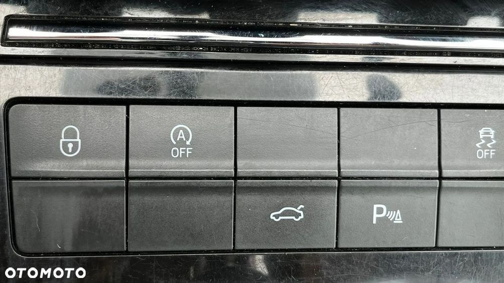 Skoda Octavia Scout 2.0 TDI 4x4 DSG - 25