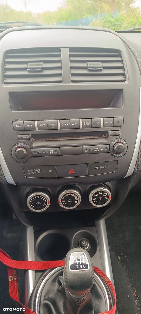 Mitsubishi ASX - 10