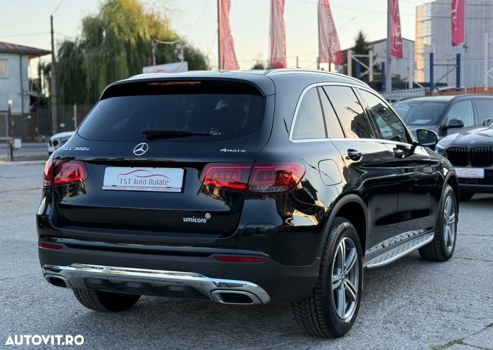 Mercedes-Benz GLC - 9