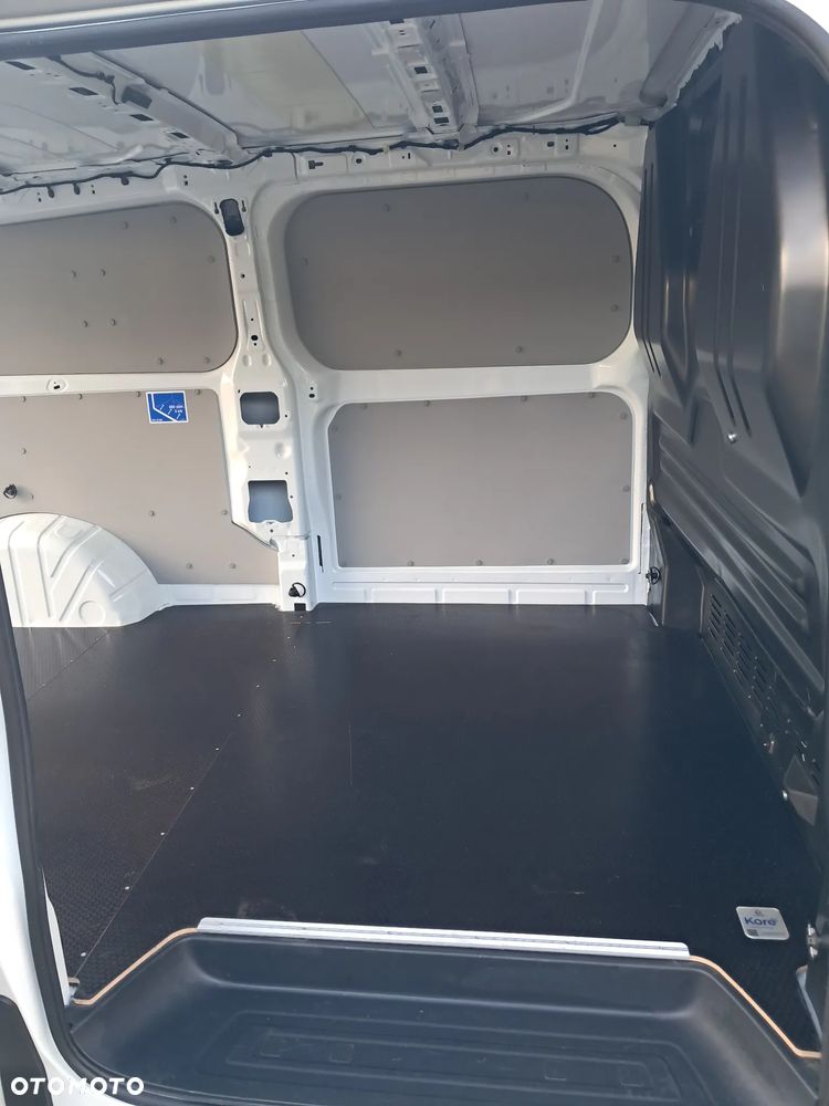 Ford Transit Custom - 13
