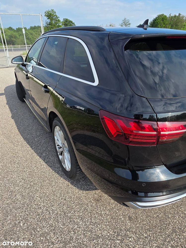 Audi A4 Avant 35 TFSI S tronic - 4