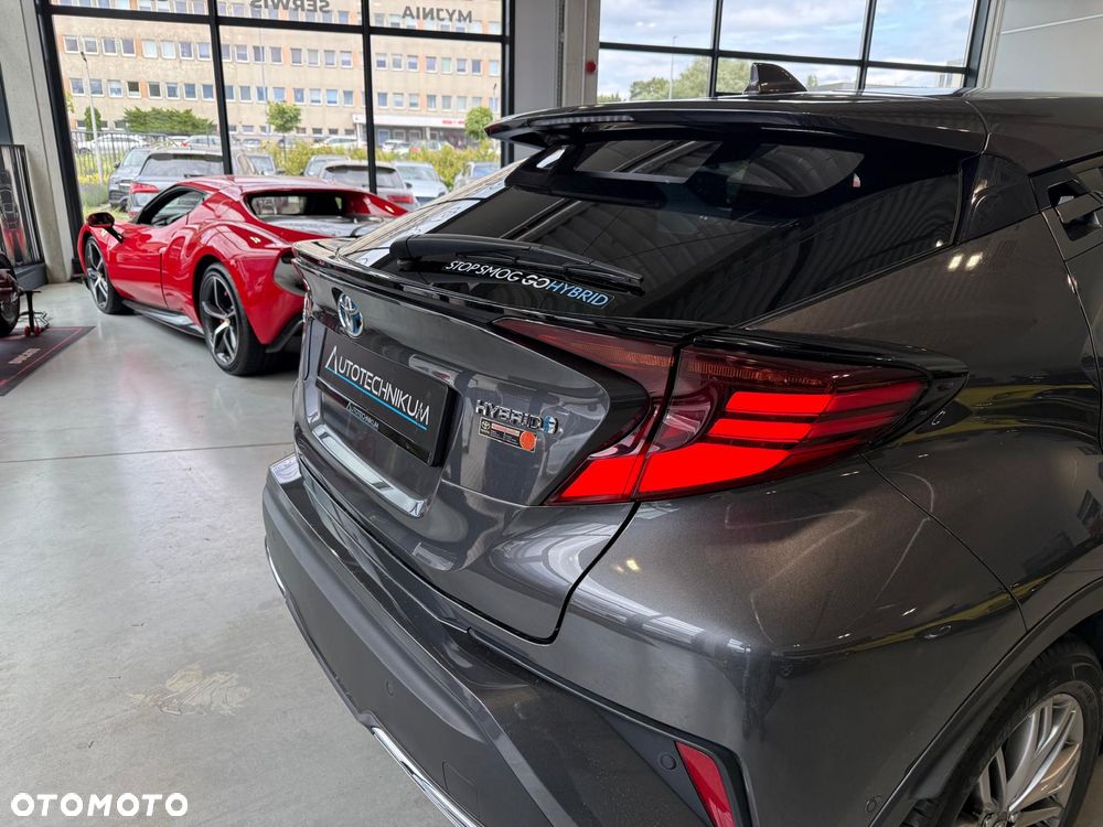 Toyota C-HR 2.0 Hybrid Executive - 25