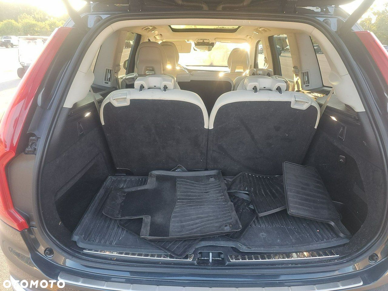Volvo XC 90 - 13