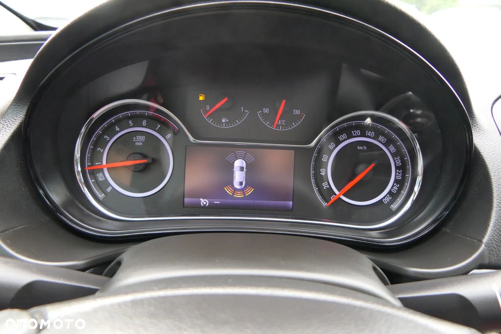 Opel Insignia 1.6 T Cosmo S&S - 21