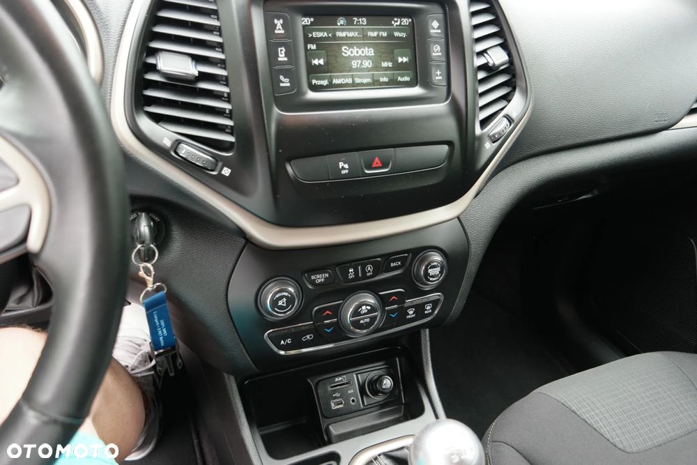 Jeep Cherokee 2.0 MJD 4x2 Longitude EU6 - 27