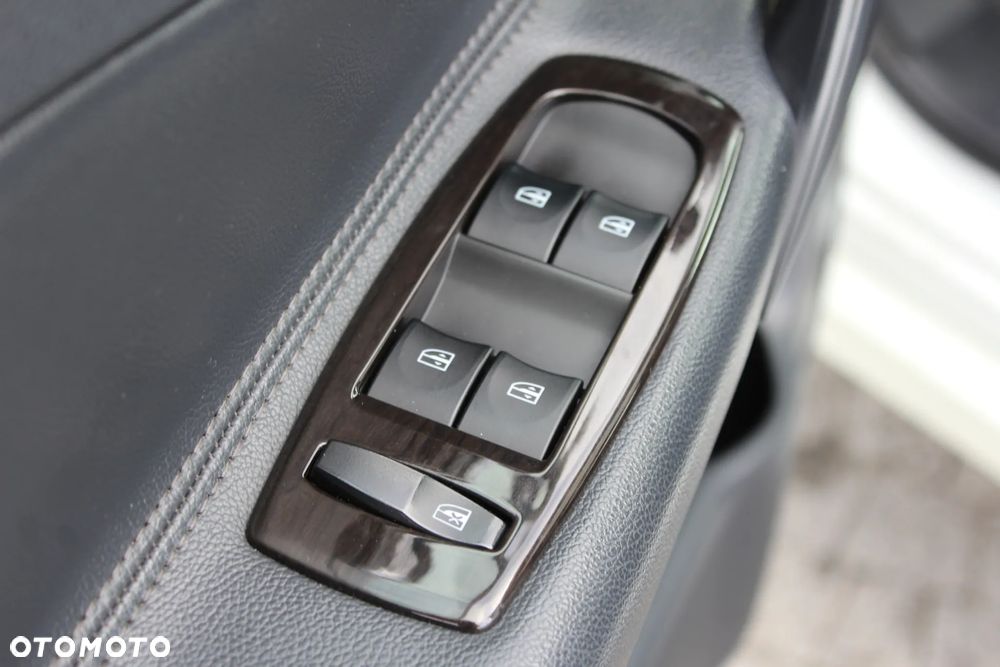 Renault Koleos 2.0 dCi 4x4 Privilege - 13