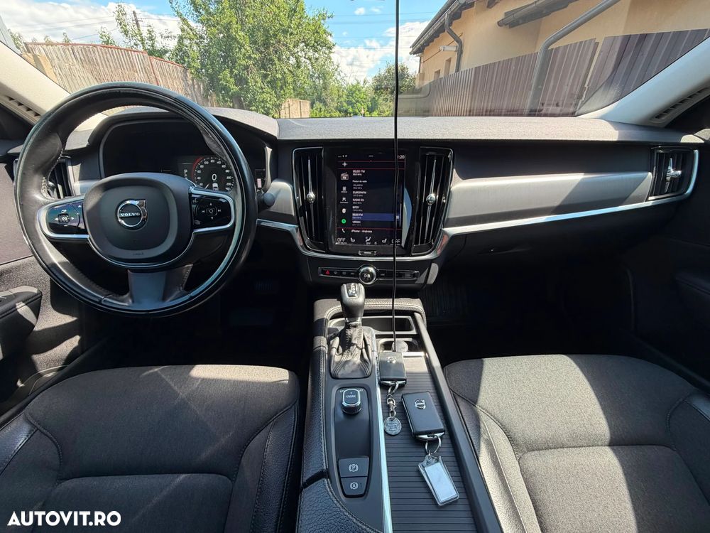 Volvo S90 - 17
