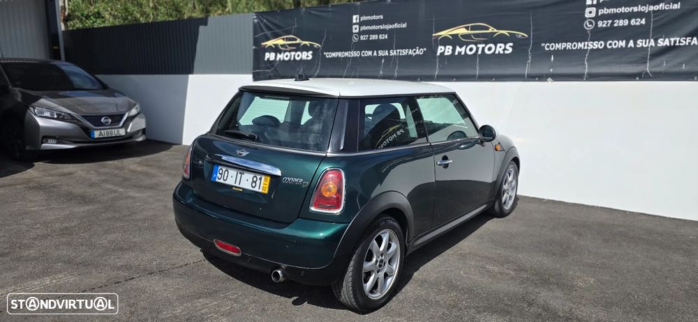 MINI 3 Portas Cooper D - 24