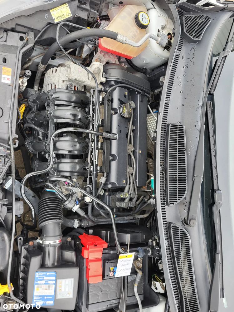 Ford Fiesta - 17