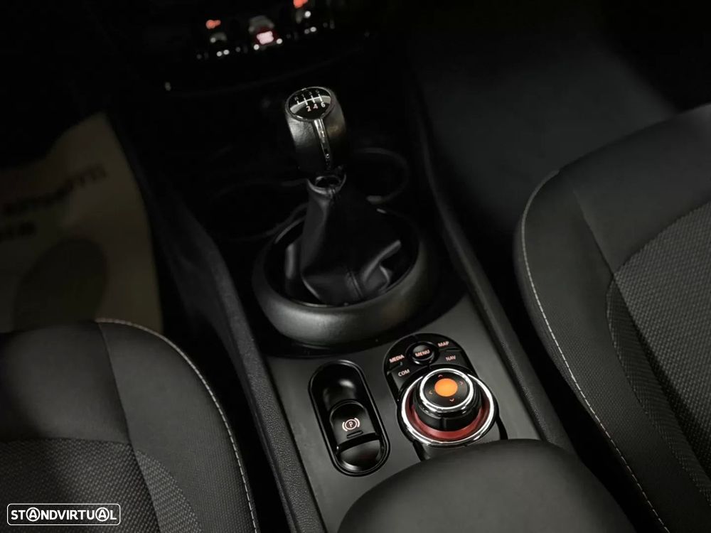 MINI Clubman One D Sport Edition - 33