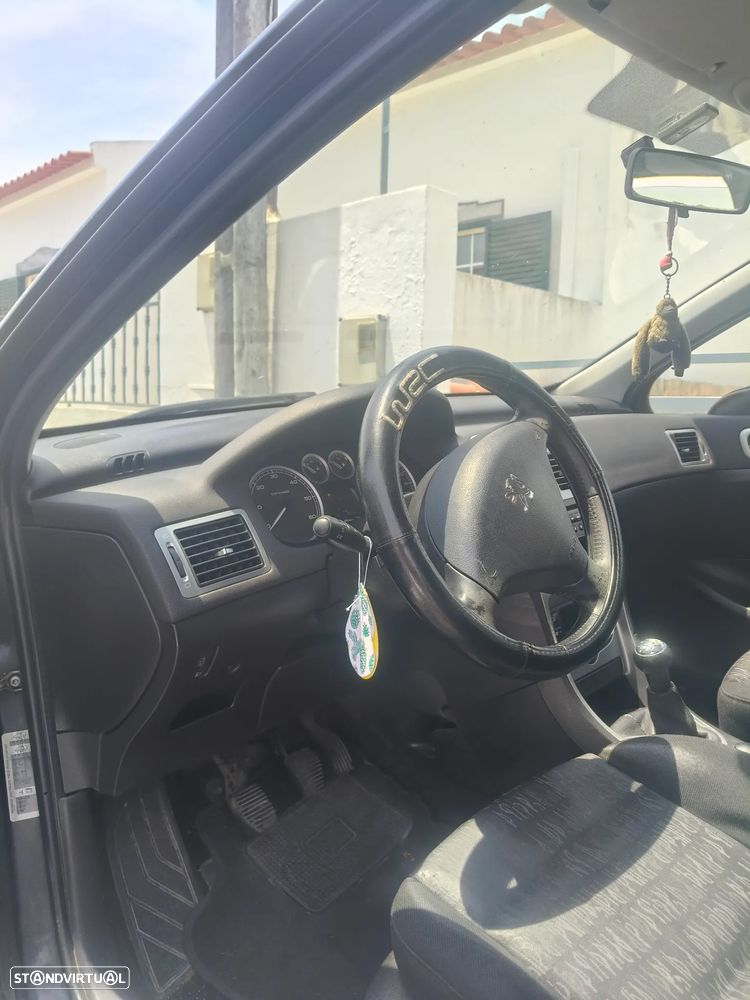 Peugeot 307 1.6 HDi Premium - 15