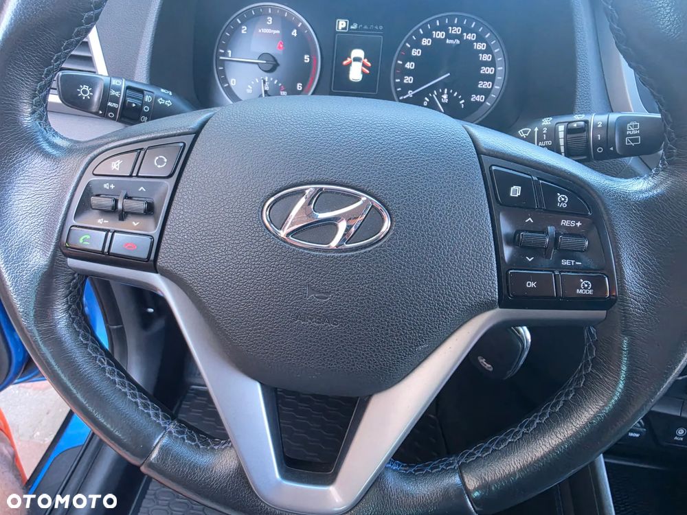 Hyundai Tucson blue 1.7 CRDi 2WD DCT Premium - 33