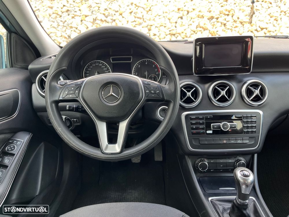 Mercedes-Benz A 180 CDI BlueEFFICIENCY - 28