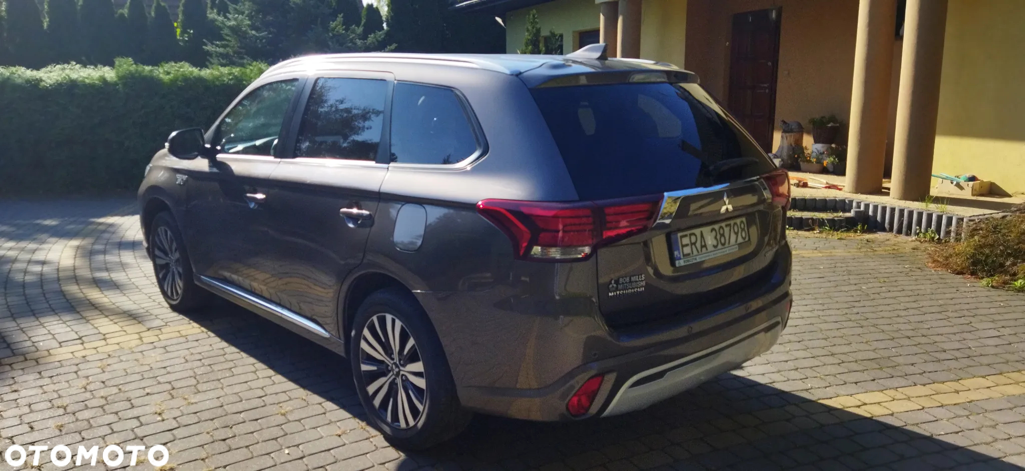 Mitsubishi Outlander - 5