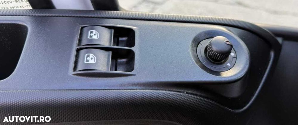 Iveco DAILY CU LIFT HIDRAULIC SI PUNTE DUBLA SPATE - 16