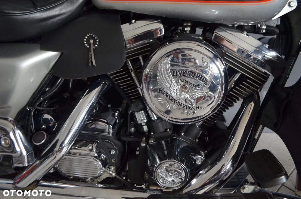 Harley-Davidson FLHT Electra Glide Standard - 14
