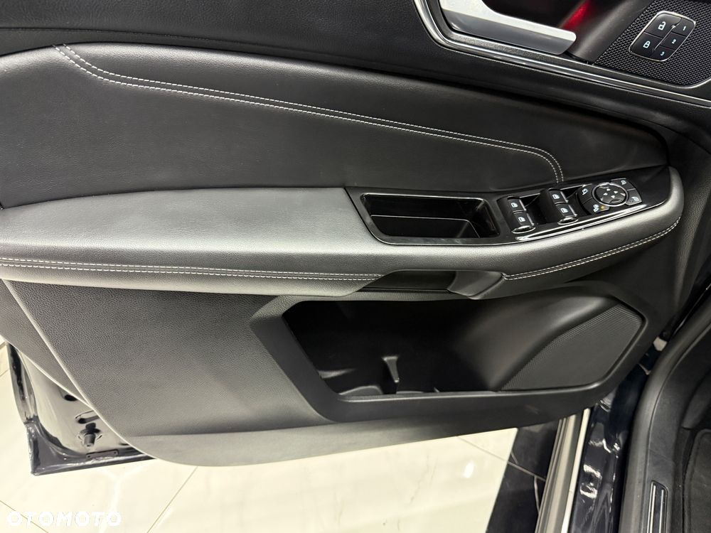 Ford S-Max 1.5 Eco Boost Start-Stopp Titanium - 11