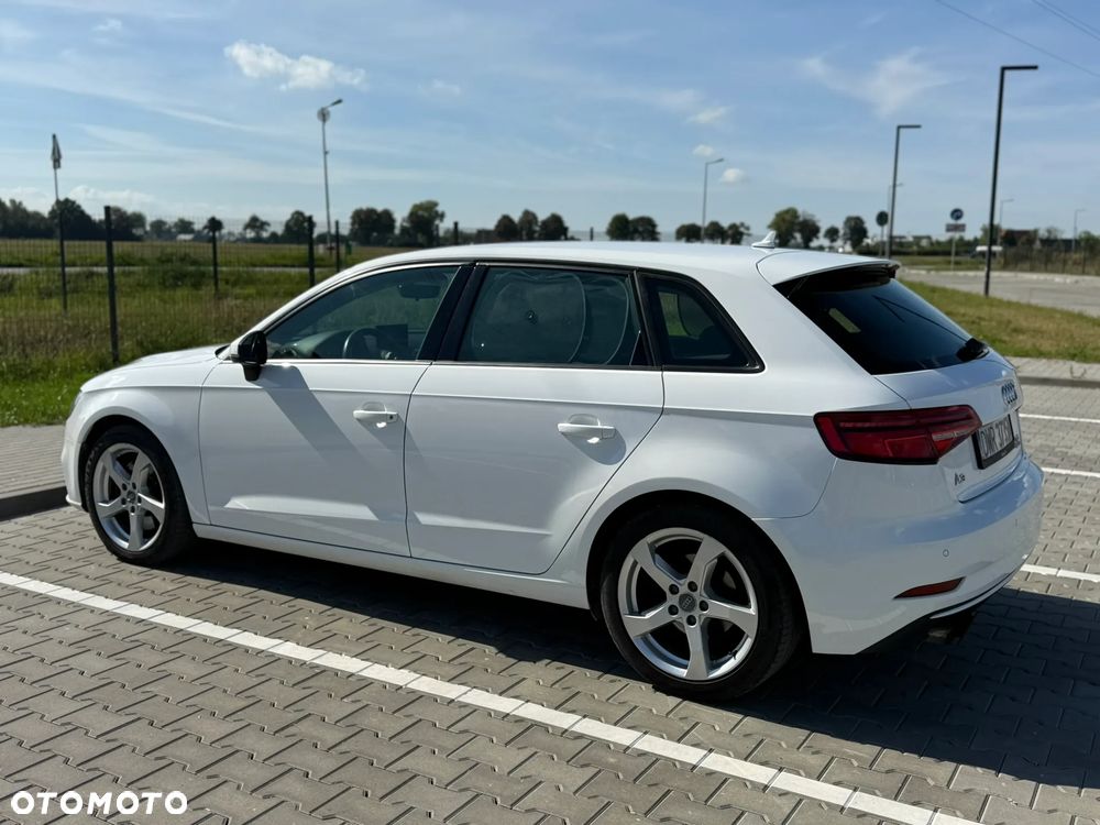 Audi A3 Sportback - 10