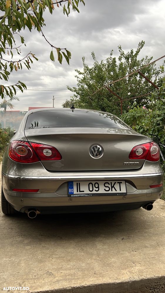 Volkswagen Passat CC 2.0 TDI 4Motion DSG - 2